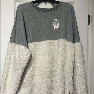 Rainforest Cafe from Disney World shirt size Large